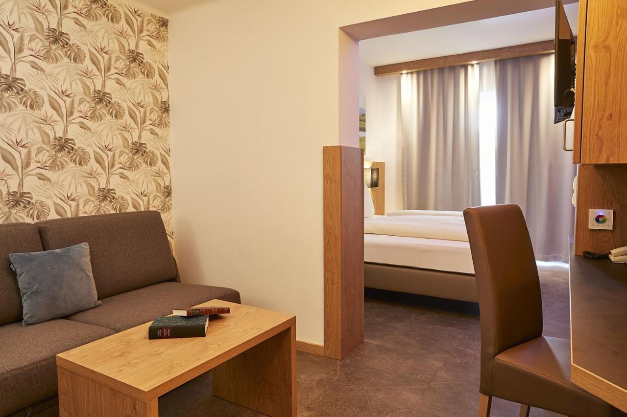 Dei Hotel Schoenblick Velden am Wörthersee Kültér fotó